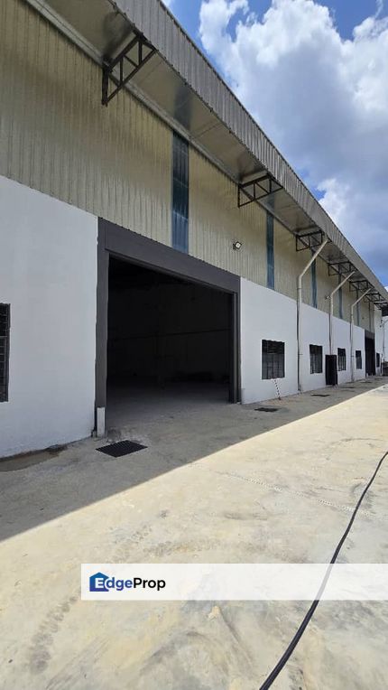 Semi D factory at Semenyih Industrial Park , Selangor, Semenyih