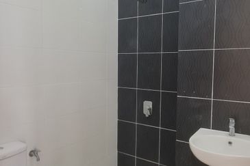 Cradleton @ Eco Majestic