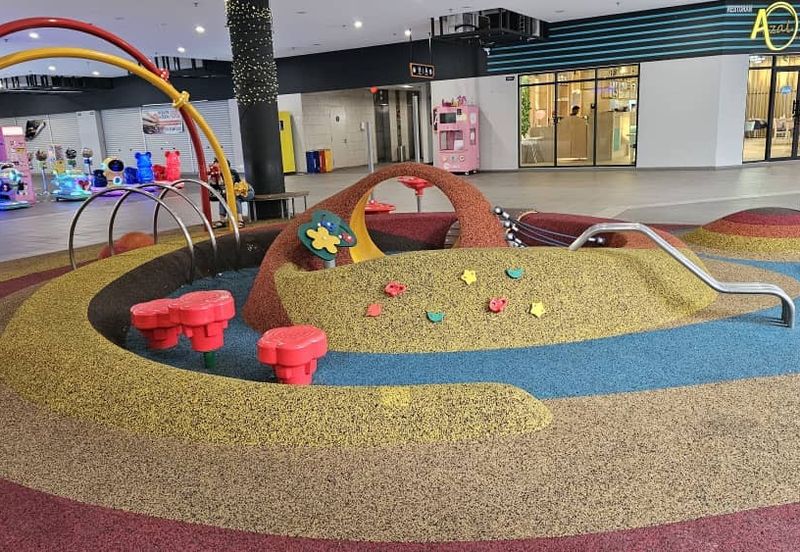 Ecohill Walk Mall, Setia Ecohill