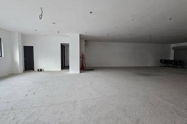 Ecohill Walk Mall, Setia Ecohill