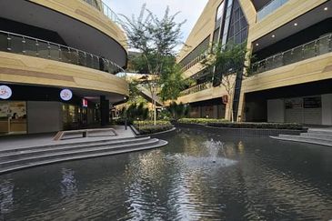 Ecohill Walk Mall, Setia Ecohill
