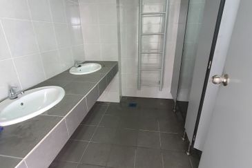 Bandar Bukit Raja @Taipan