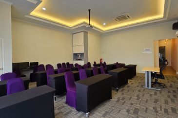 Brighton @ Eco Majestic