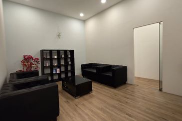 Brighton @ Eco Majestic