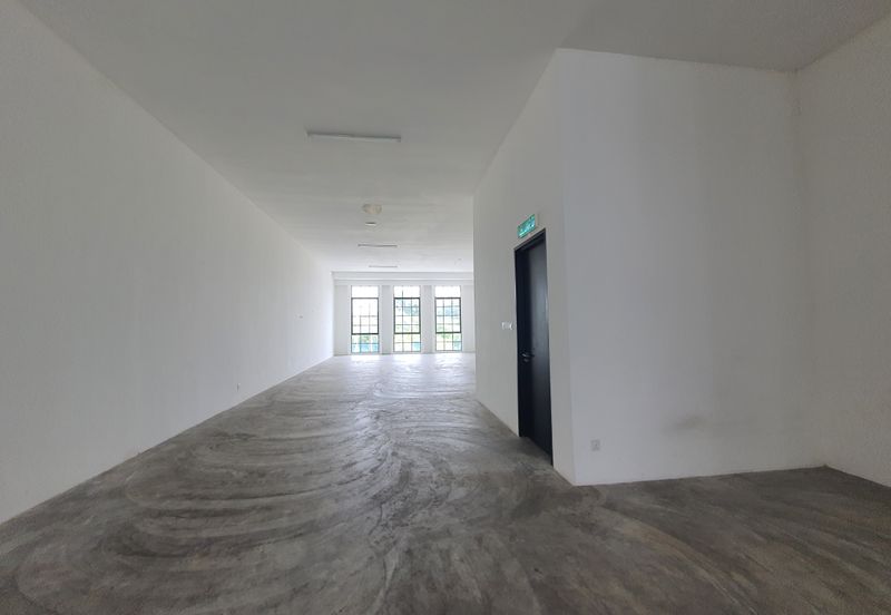 Ivoris @ Eco Majestic