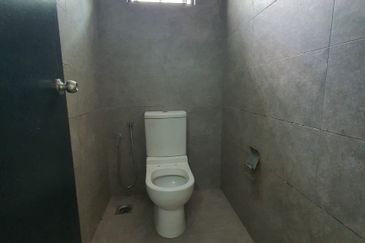 Ivoris @ Eco Majestic