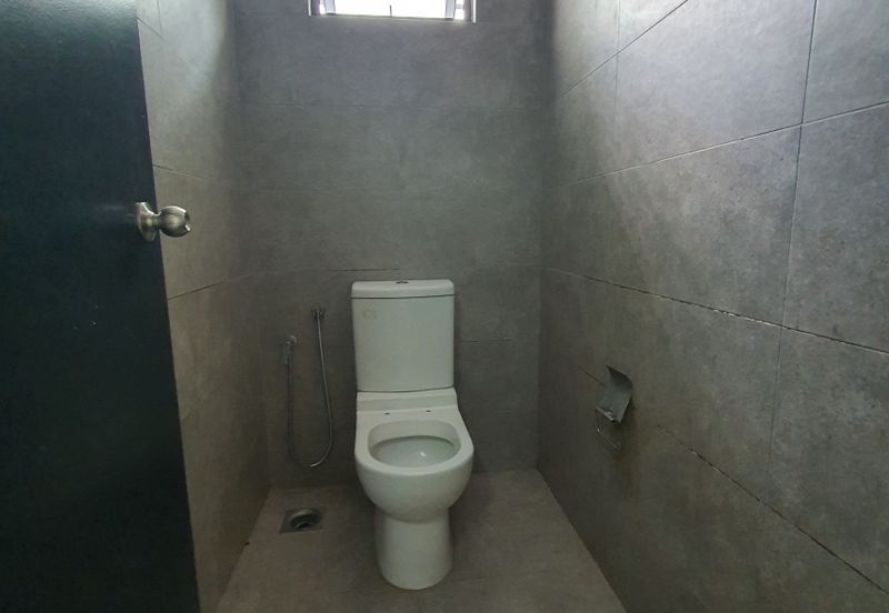 Ivoris @ Eco Majestic