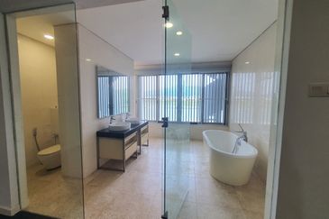 The Grove @ Lake Fields