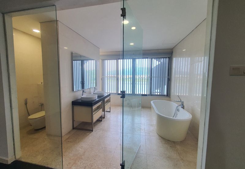 The Grove @ Lake Fields