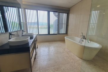 The Grove @ Lake Fields