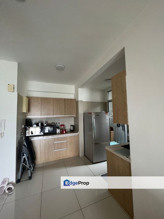 Huge balcony and two car park, Kuala Lumpur, Salak Selatan