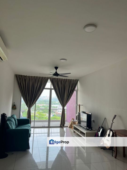 Huge balcony and two car park, Kuala Lumpur, Salak Selatan