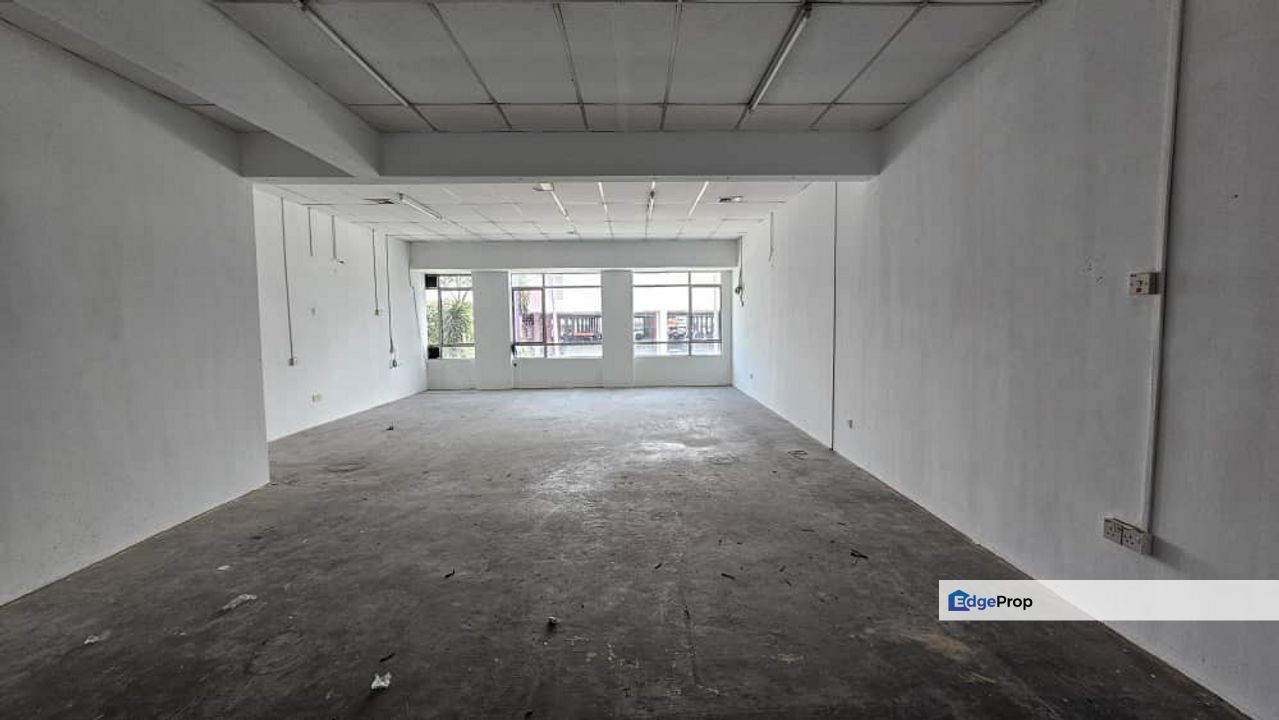 First floor office for rent at TPS near Lotus , Selangor, Semenyih