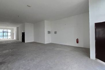 Ivoris @ Eco Majestic