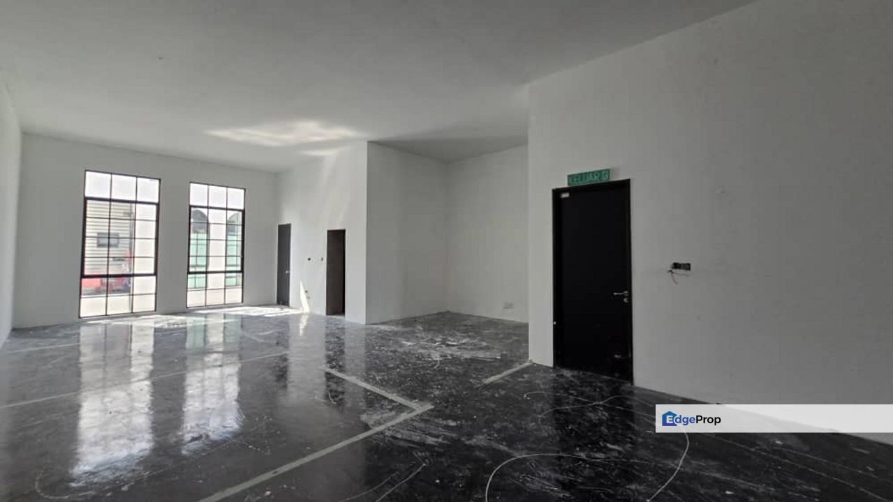 Big size office lot Whitten Eco Majestic, Selangor, Semenyih