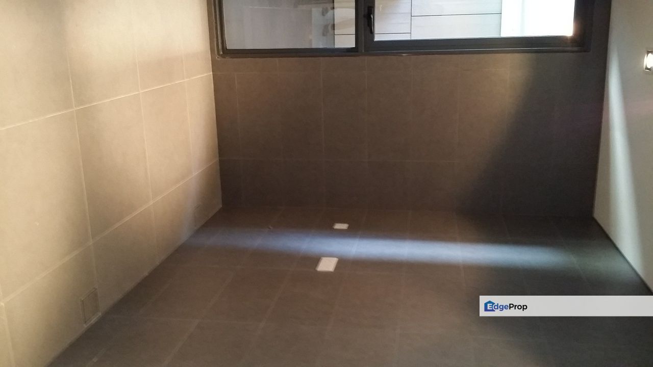 Bare unit with affordable price 1567sf, Kuala Lumpur, Sentul