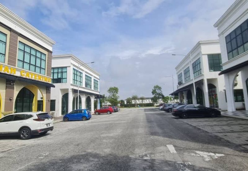 Ivoris @ Eco Majestic