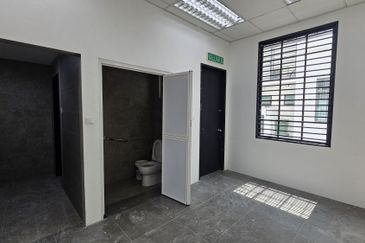 Ivoris @ Eco Majestic