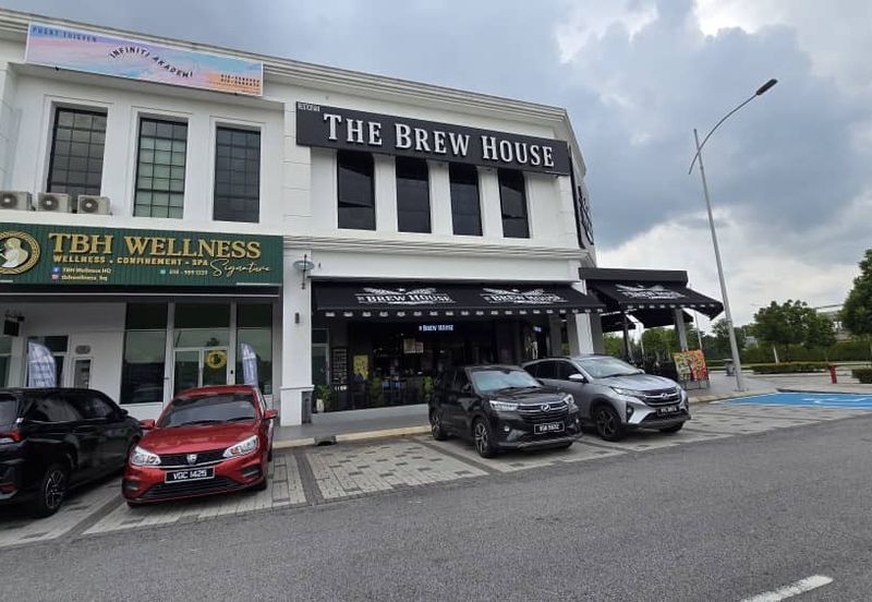 Ivoris @ Eco Majestic