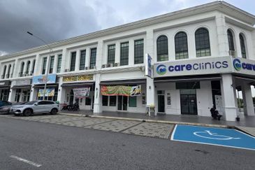 Ivoris @ Eco Majestic