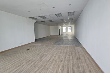 Ivoris @ Eco Majestic