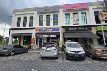 Ivoris @ Eco Majestic