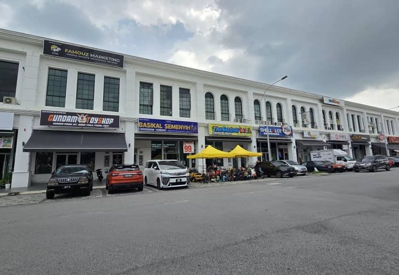 Ivoris @ Eco Majestic