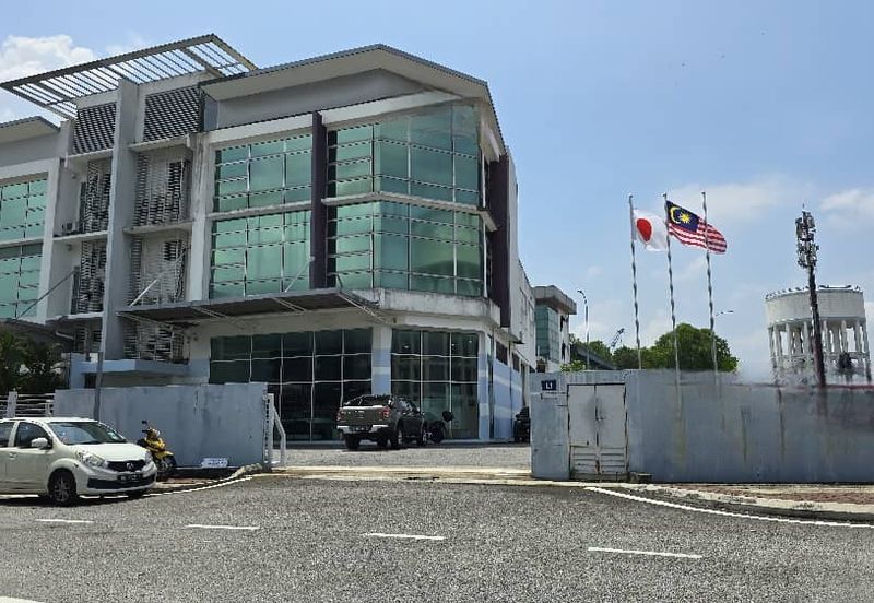 Only one unit at ML 16 for sale 