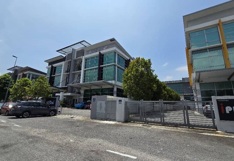 Only one unit at ML 16 for sale 