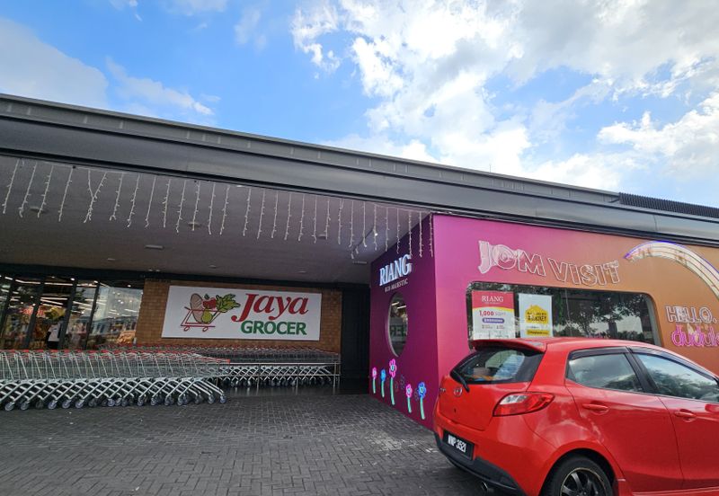 Ivoris @ Eco Majestic