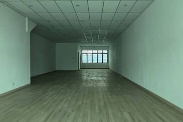 Ivoris @ Eco Majestic