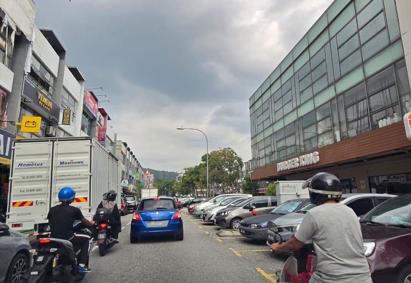 The Trillium @Lake Fields