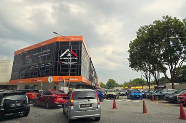 The Trillium @Lake Fields