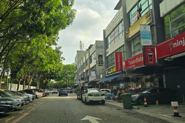 The Trillium @Lake Fields