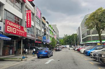 The Trillium @Lake Fields