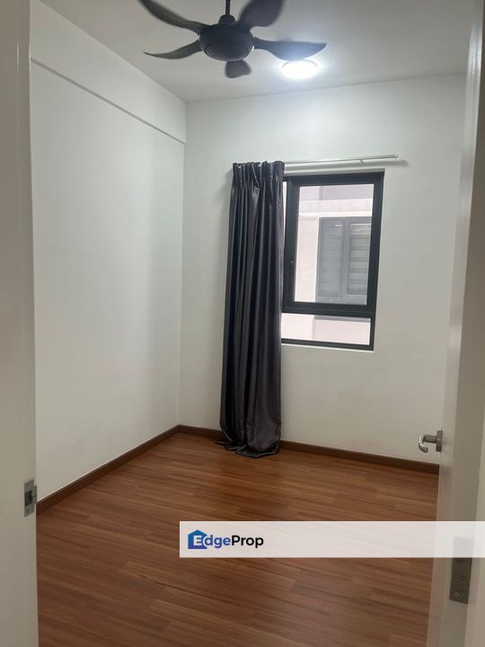 Partly furnished 3 bedroom unit akasa Cheras south, Selangor, Cheras South