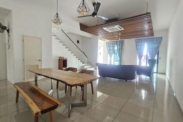 Cradleton @ Eco Majestic