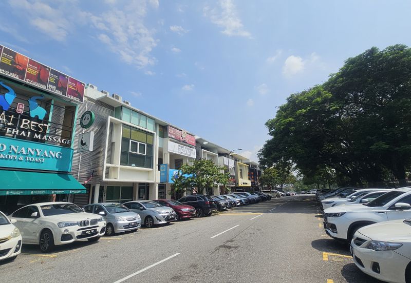 Aeked Esplanad, Taman Esplanad