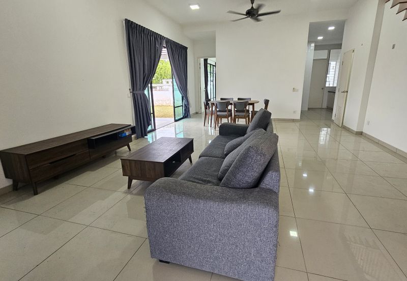 Cradleton @ Eco Majestic