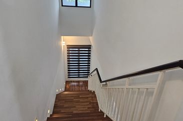 Cradleton @ Eco Majestic