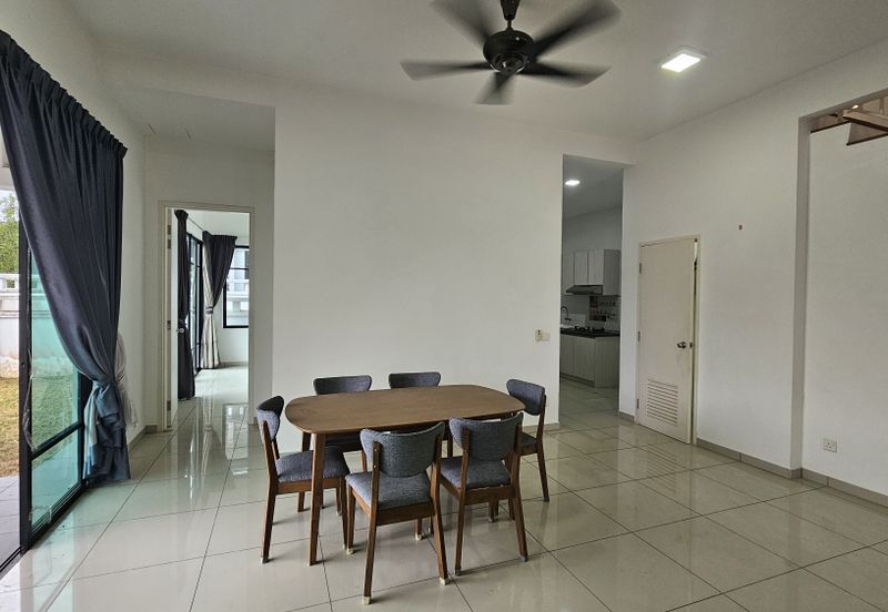 Cradleton @ Eco Majestic