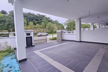 Cradleton @ Eco Majestic