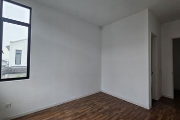 Cradleton @ Eco Majestic