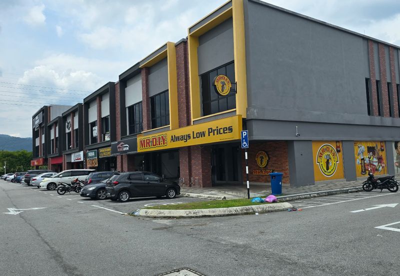 Baris Place @ Setia Mayuri