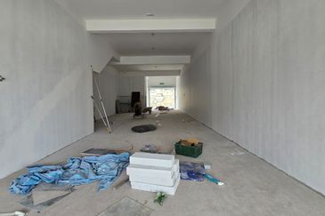 Baris Place @ Setia Mayuri