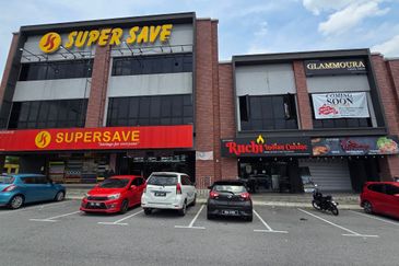 Baris Place @ Setia Mayuri