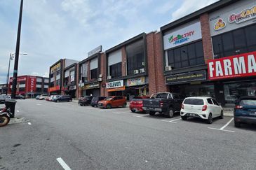 Baris Place @ Setia Mayuri