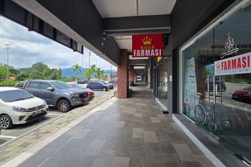 Baris Place @ Setia Mayuri