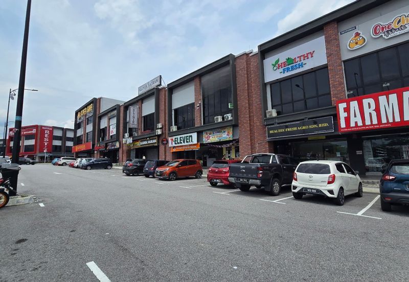 Baris Place @ Setia Mayuri