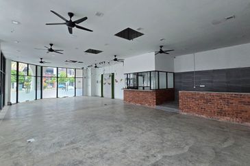 Ivoris @ Eco Majestic